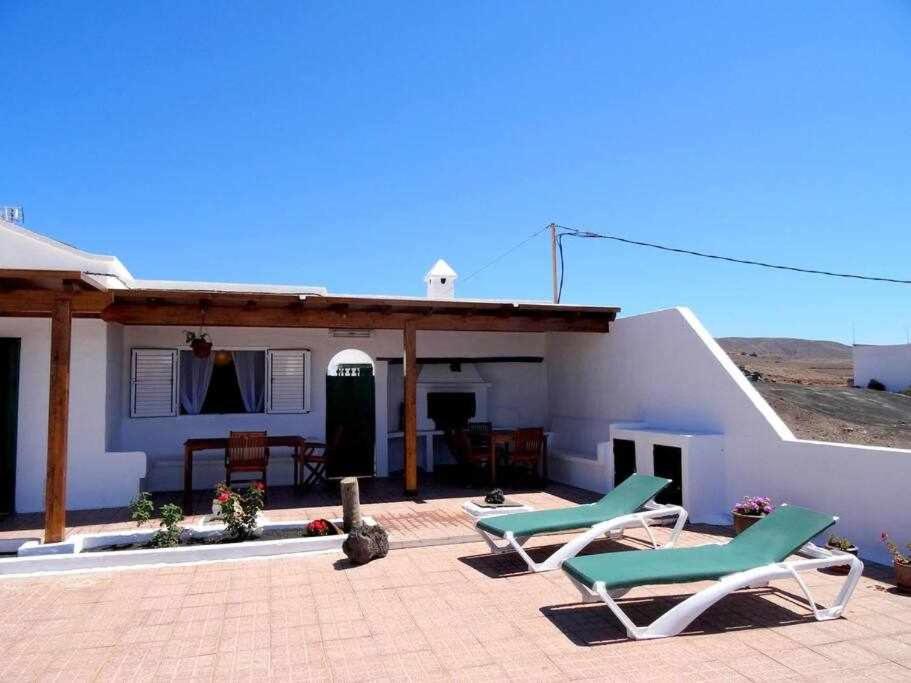 Casa Descanso Con Jacuzzi En ปลายา เกมาดา ภายนอก รูปภาพ